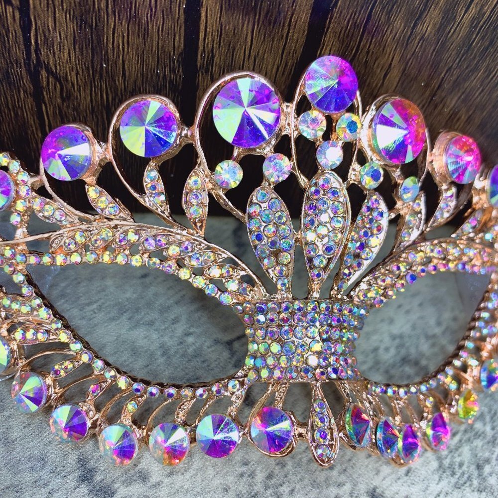 Gold Masquerade Mask, Crystal Mask Rhinestone, Venetian, Party, Mardi Gras, Gift - Picture 3 of 4